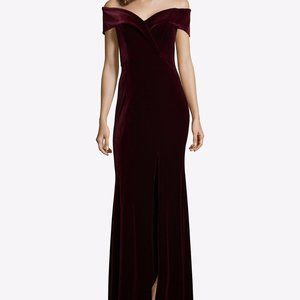 XSCAPE Petite Velvet Off-The-Shoulder Gown